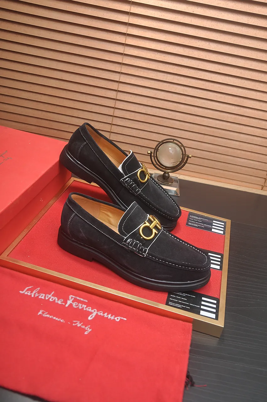 Men's shoes 💰440💶[Ferragamo/Ferragamo] The latest model in the counter. Original imported high-quality cowhide with open sides + imported 🐂 water-dyed cowhide lining + original luxury metal buckle + original combined outsole. No pressure for comparison. 38--45 (45 is custom-made and cannot be returned or exchanged)